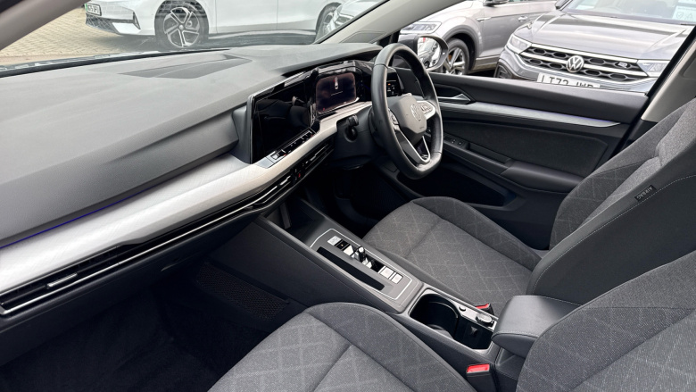 Volkswagen Golf 1.0 eTSI Life 5dr DSG Petrol Estate